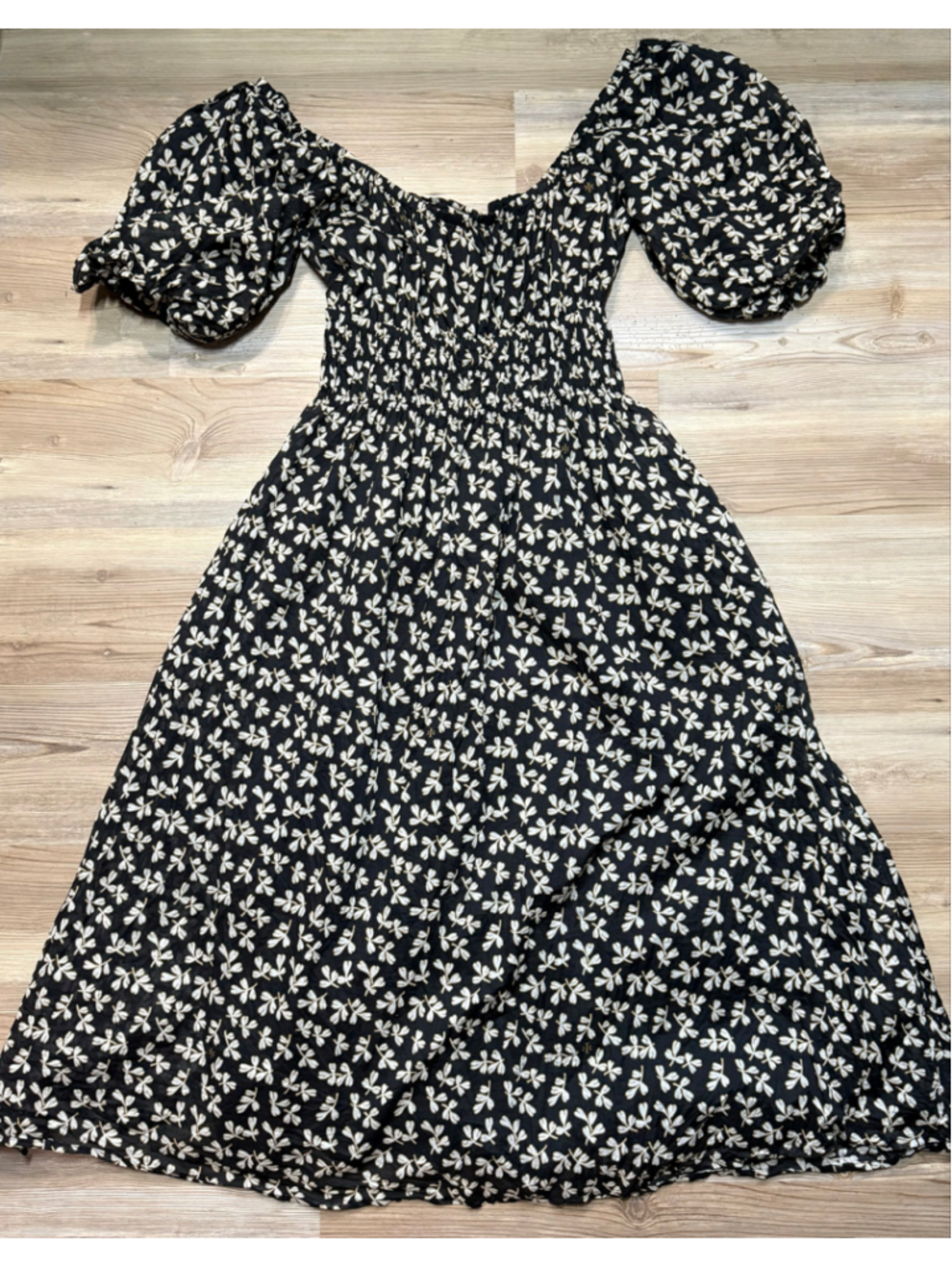 Women's Tory Burch Smocked Midi Dress in Black Little Leaves Size S - Picture 8 of 14